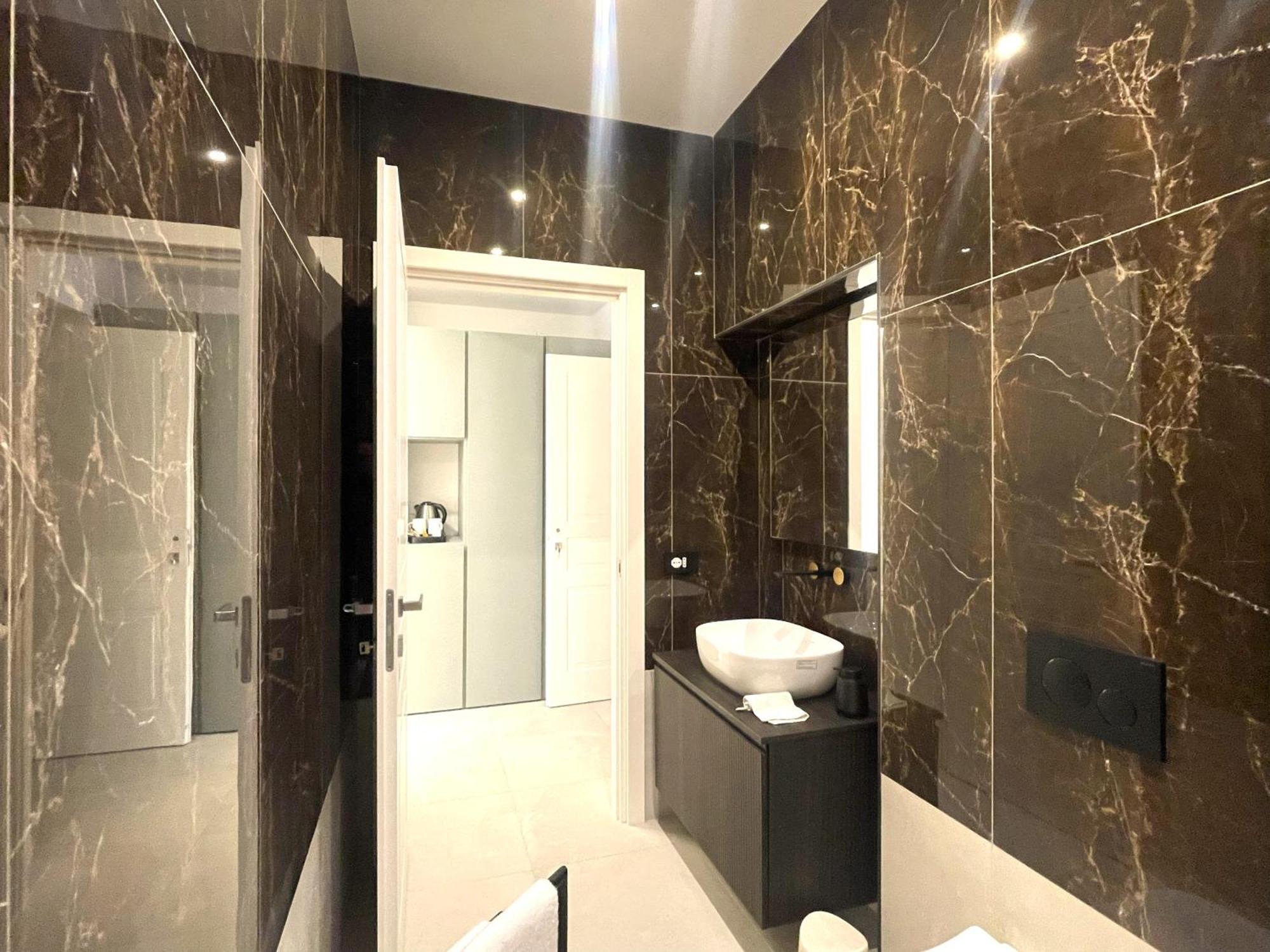 Hotel B And G San Babila- Luxury In The Heart Of Milano - Design District Exterior foto