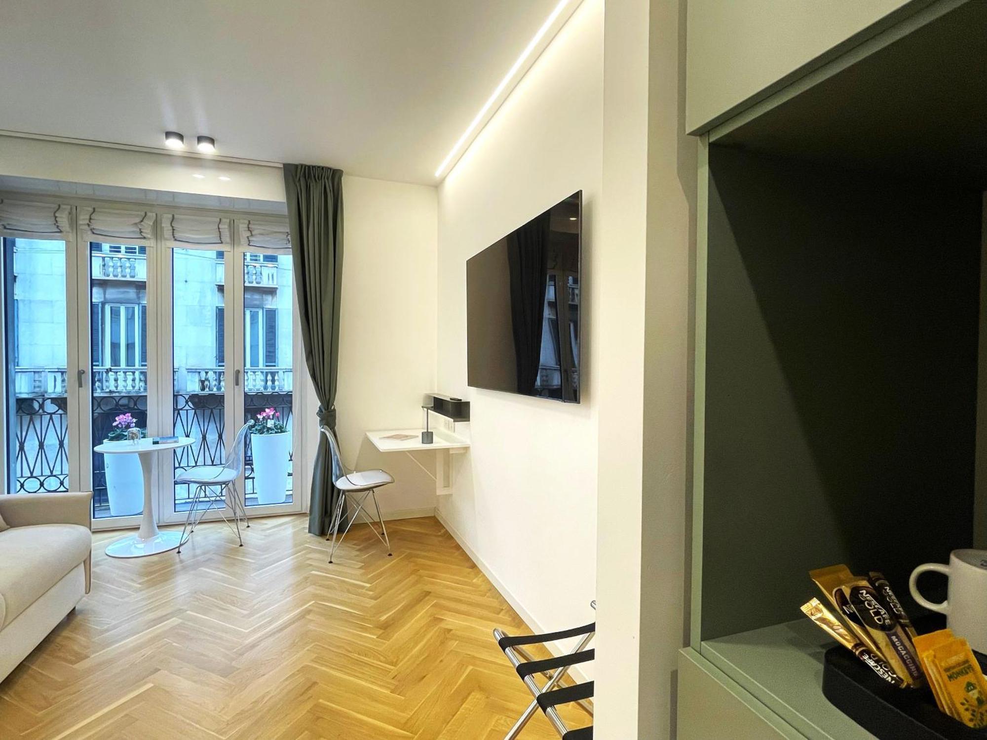 Hotel B And G San Babila- Luxury In The Heart Of Milano - Design District Exterior foto