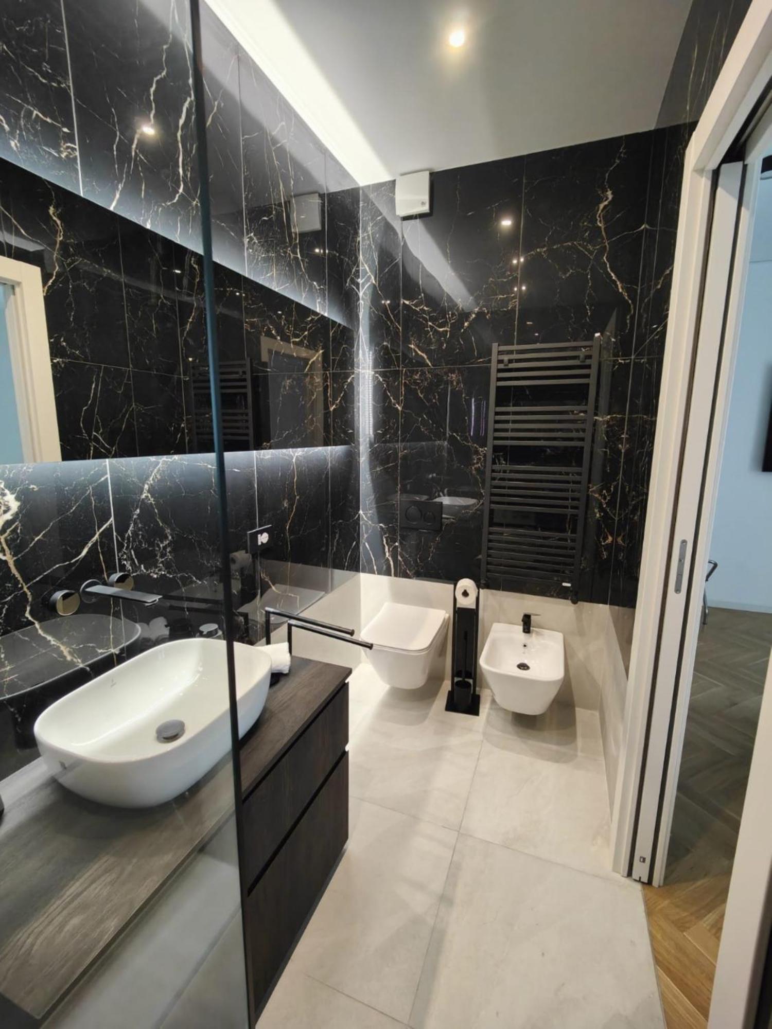 Hotel B And G San Babila- Luxury In The Heart Of Milano - Design District Exterior foto
