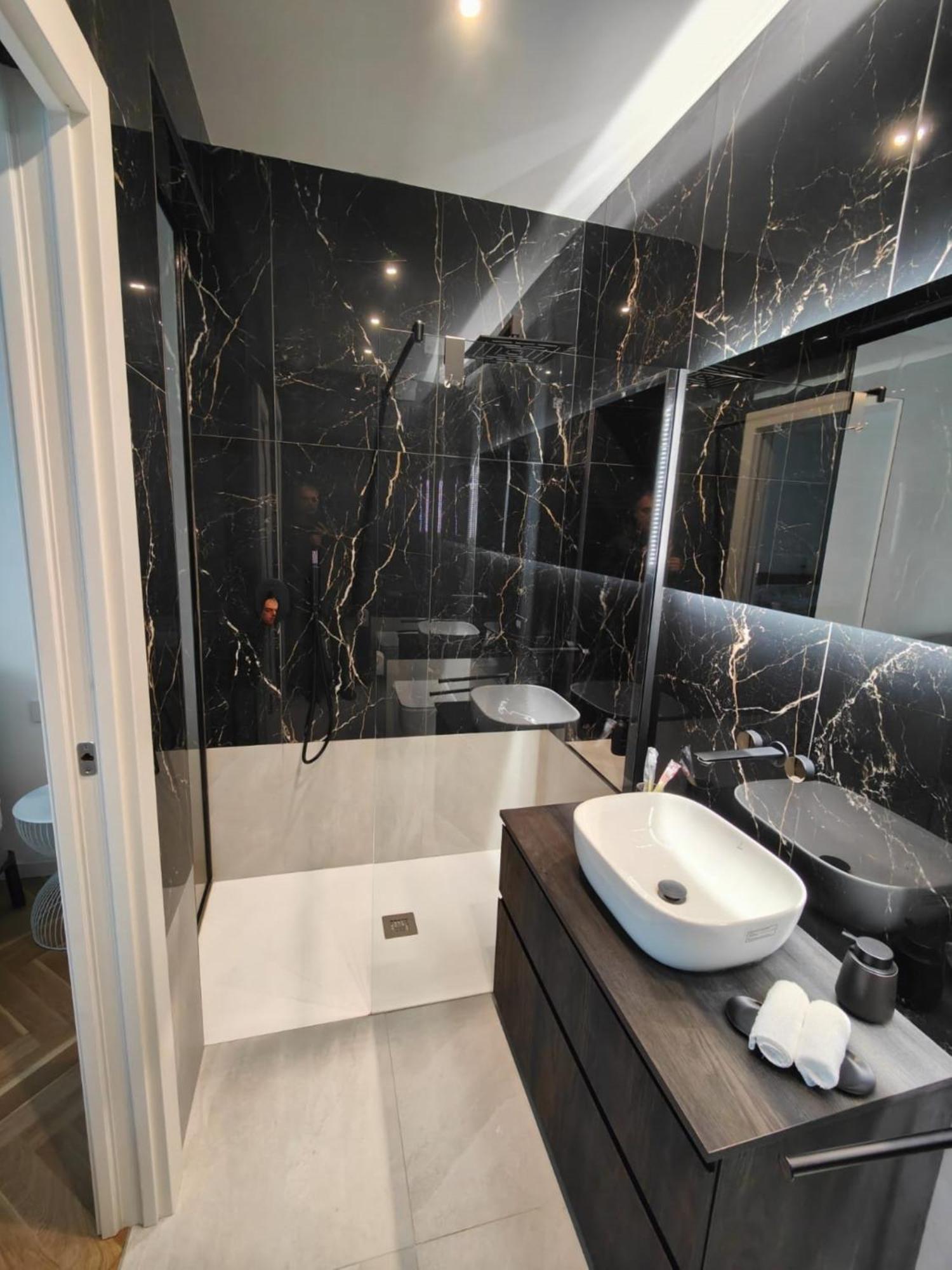 Hotel B And G San Babila- Luxury In The Heart Of Milano - Design District Exterior foto